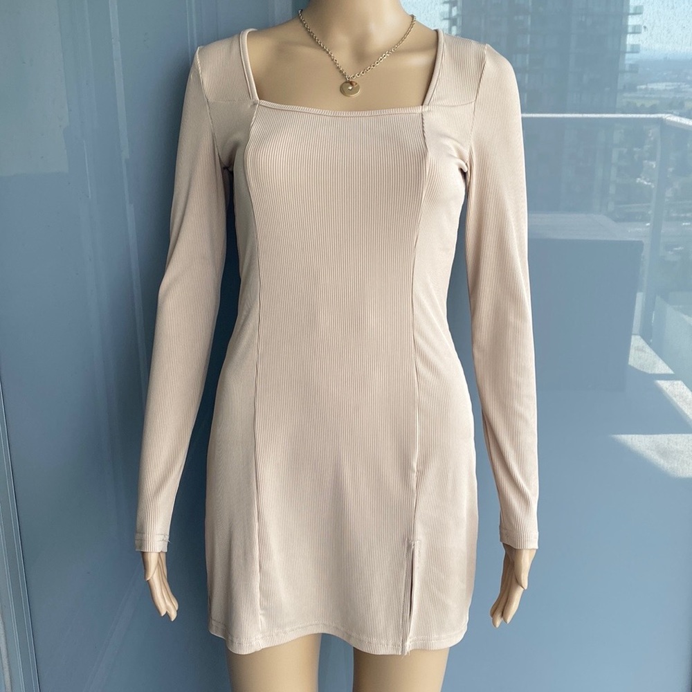 Cream Vintage Mini Dress - Picture 6 of 12
